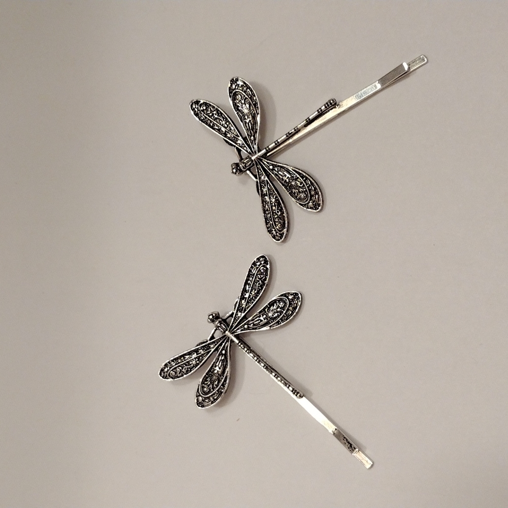 HP!! NWT Set of Two Adorable Boho Silver Dragonfly Hair Clips/Bobby Pins! - Picture 9 of 13